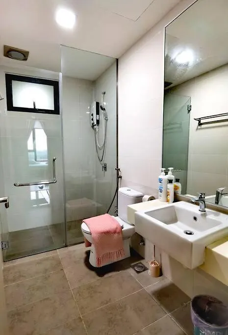B0812 South Key Mosaic Midvalley Ksl Sgciq 2Bedroom Netflix!! By Stay Johor Bahru