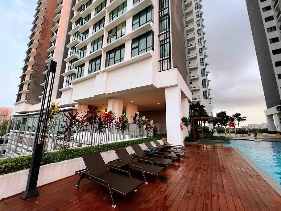 B0812 South Key Mosaic Midvalley Ksl Sgciq 2Bedroom Netflix!! By Stay Johor Bahru Apartment