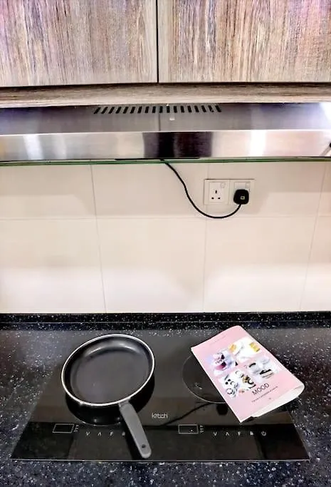 B0812 South Key Mosaic Midvalley Ksl Sgciq 2Bedroom Netflix!! By Stay Johor Bahru